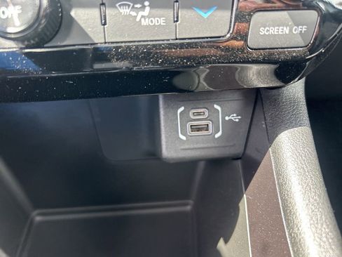 New 2025 Jeep Compass Latitude w/ Sun & Sound Group image 39