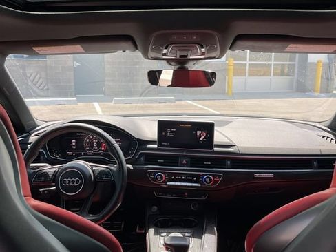 Used 2019 Audi S4 Premium Plus w/ Premium Plus Package AWD/4WD image 5