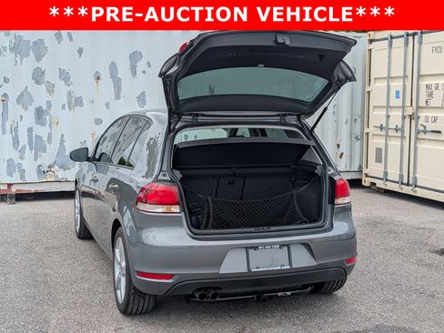 Used 2013 Volkswagen Golf 4-Door FWD image 13