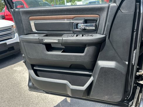 Used 2017 RAM 1500 Laramie w/ Convenience Group image 14