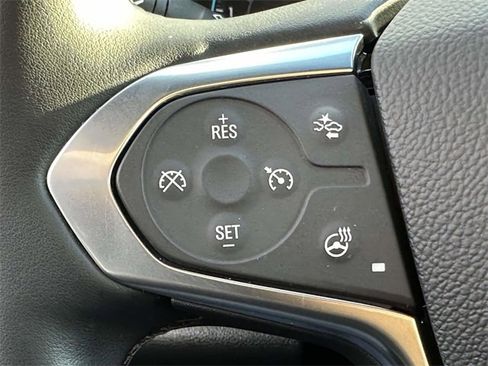 Certified 2023 Chevrolet Traverse LT image 35