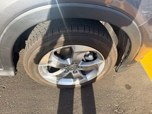 Used 2019 Honda HR-V LX image 10