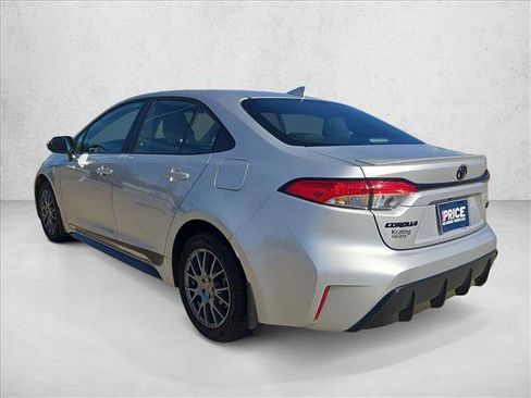 Used 2023 Toyota Corolla SE FWD image 7