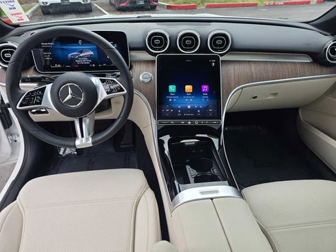 Used 2025 Mercedes-Benz C 300 4MATIC Sedan image 23
