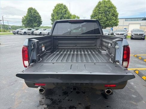 Used 2025 Honda Ridgeline Black Edition image 14