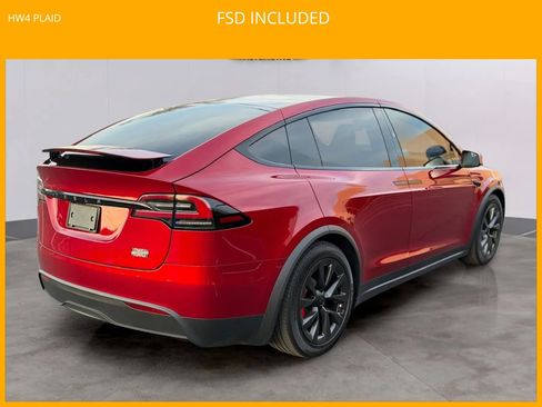 Used 2025 Tesla Model X Plaid image 12