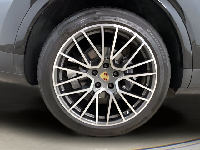 Used 2023 Porsche Cayenne AWD/4WD image 97