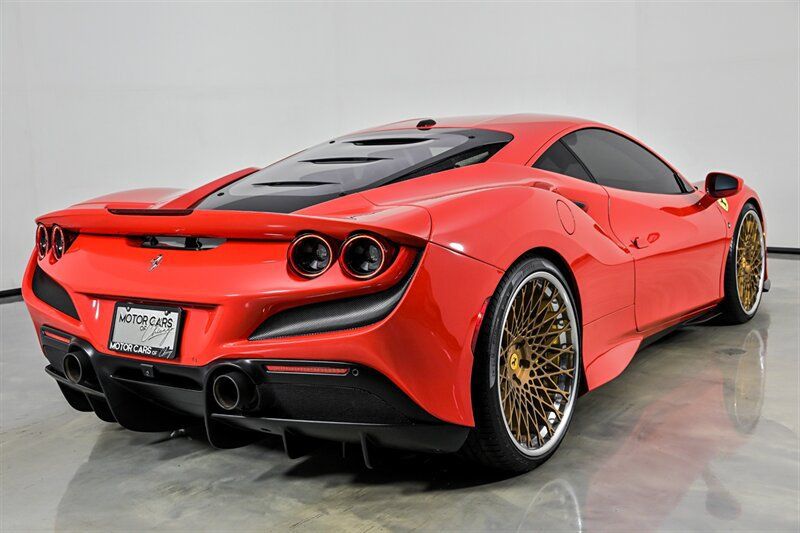 Used 2022 Ferrari F8 Tributo RWD image 9