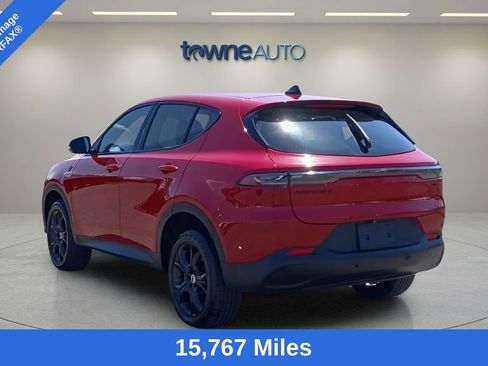 Used 2024 Dodge Hornet GT AWD/4WD image 3
