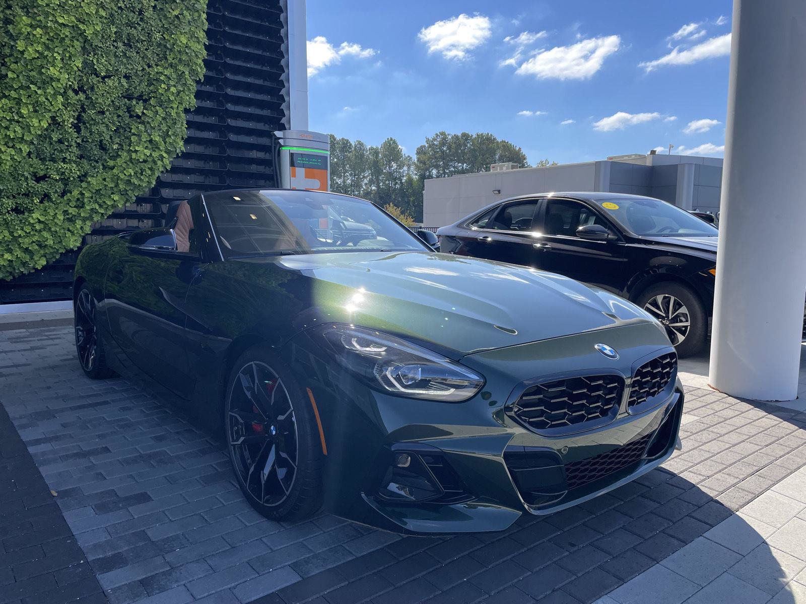 Used 2026 BMW Z4 M40i w/ Premium Package RWD image 28