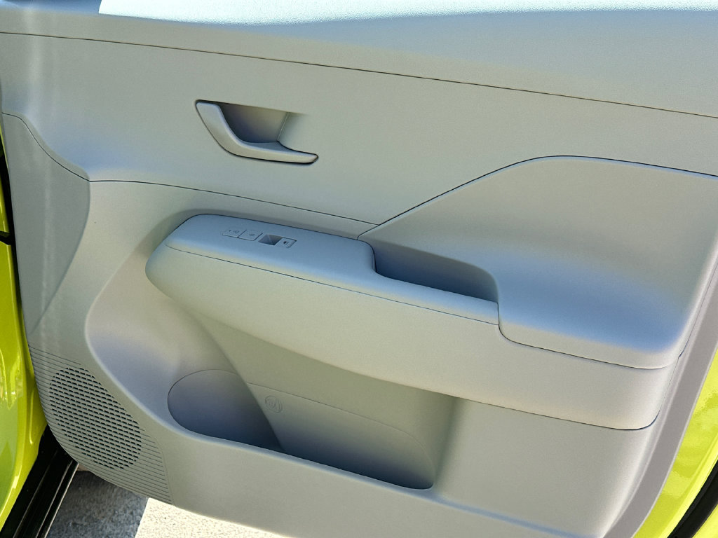 New 2026 Hyundai Kona SEL Sport FWD image 15