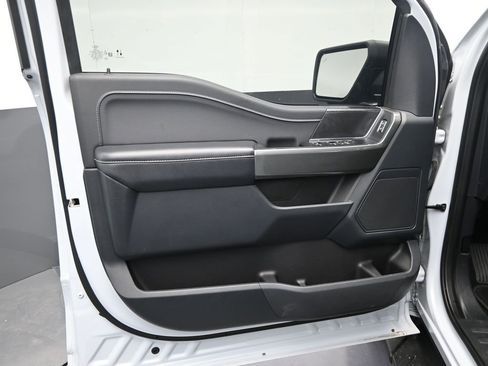 Used 2022 Ford F150 XLT w/ Equipment Group 302A High image 12