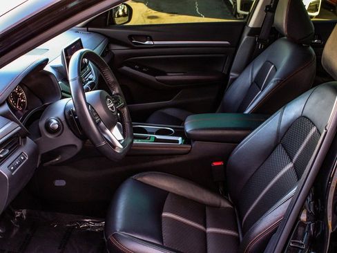 Used 2024 Nissan Altima 2.5 SR image 30