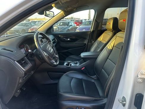 Used 2024 GMC Terrain AT4 w/ Tech Package image 11