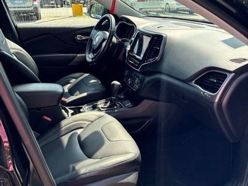 Used 2020 Jeep Cherokee Limited AWD/4WD image 5