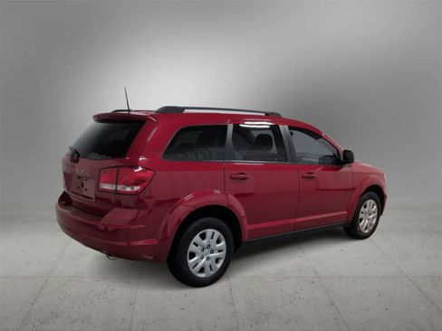 Certified 2018 Dodge Journey SE image 8