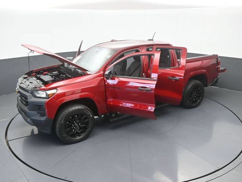 Used 2026 Chevrolet Colorado W/T w/ WT Custom Package RWD image 56