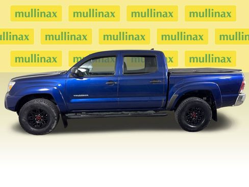Used 2015 Toyota Tacoma PreRunner w/ SR5 Package image 12