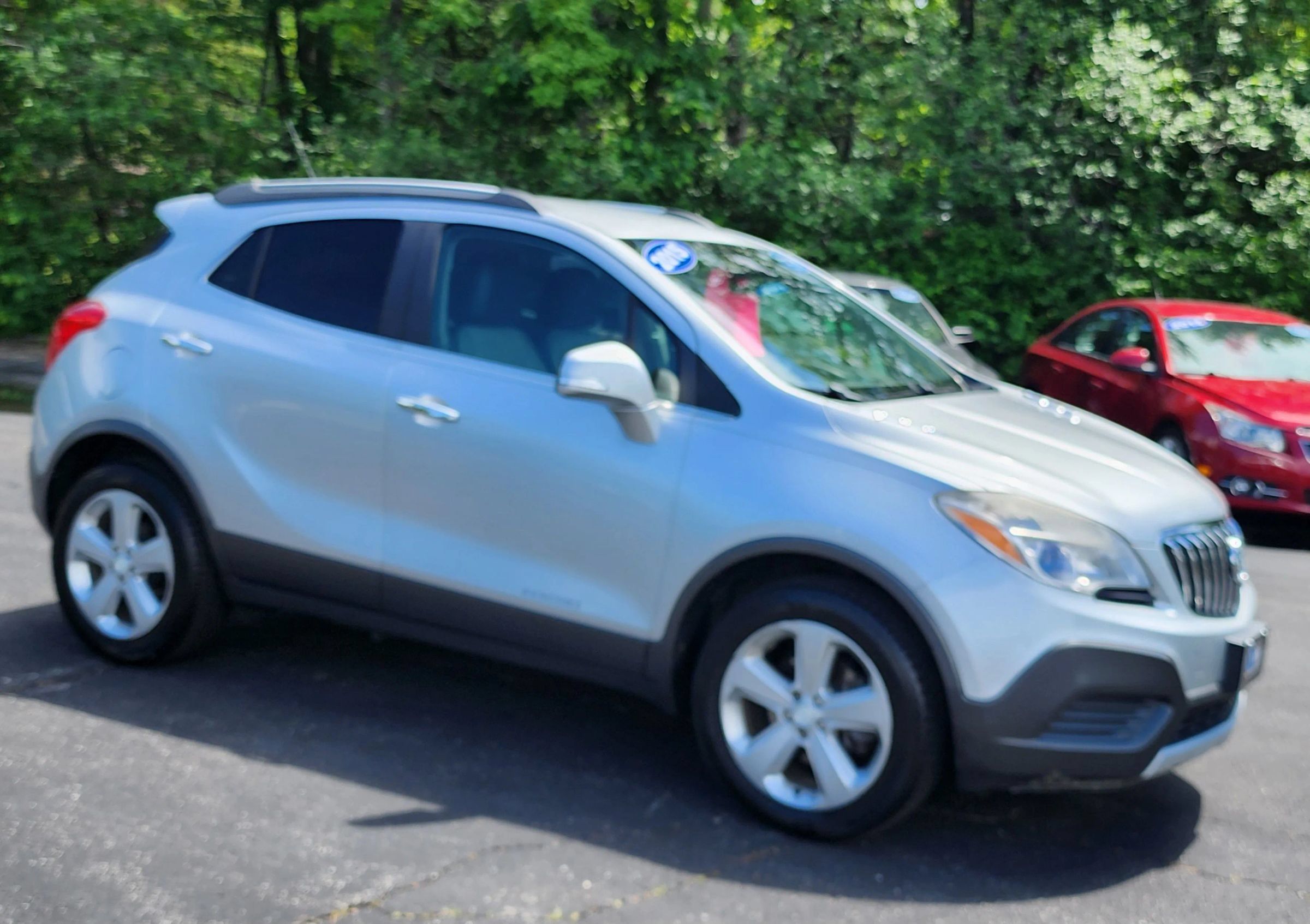 Used 2015 Buick Encore FWD image 2