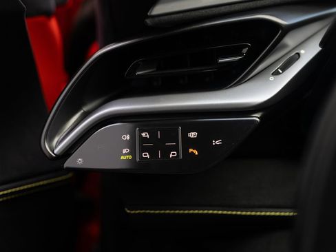 Used 2021 Ferrari SF90 Stradale AWD/4WD image 29