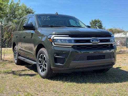 Used 2022 Ford Expedition XL RWD image 2