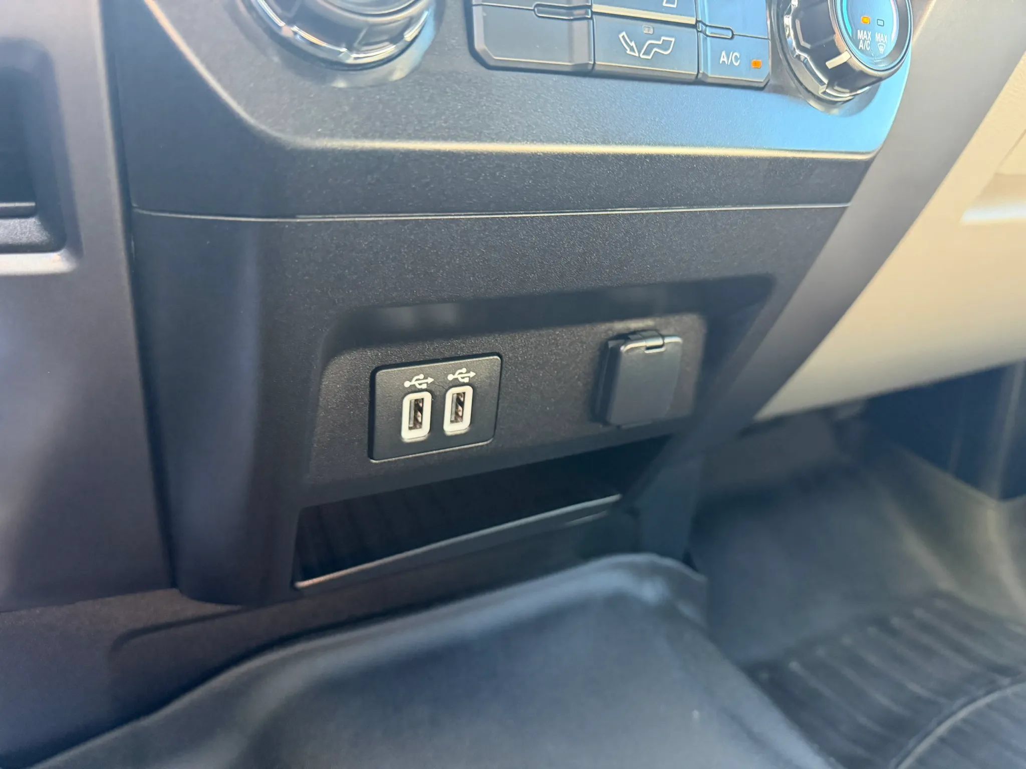 Used 2019 Ford F150 XLT AWD/4WD image 24
