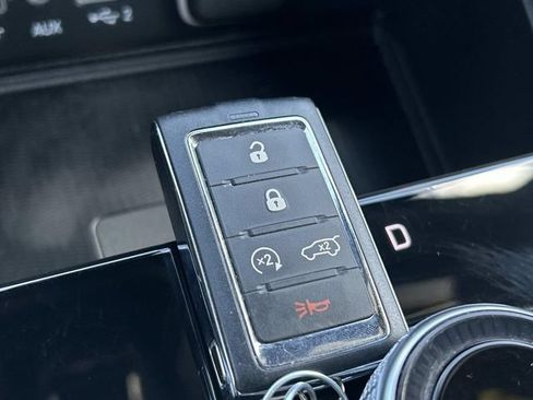 Used 2024 Jeep Grand Cherokee Altitude AWD/4WD image 32