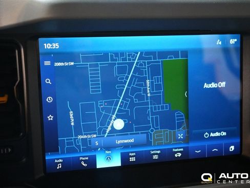 Used 2023 Ford Bronco Badlands image 25