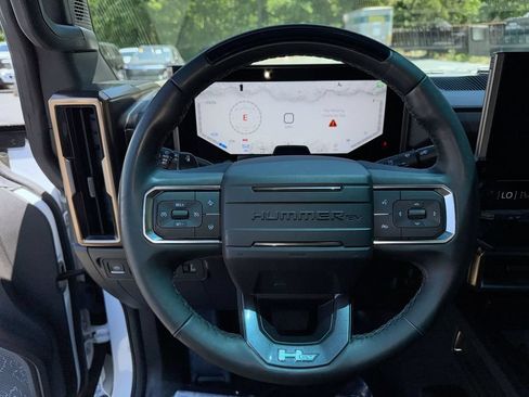Used 2025 GMC Hummer EV 3X w/ Battery Pack, 24 Module Pack AWD/4WD image 16