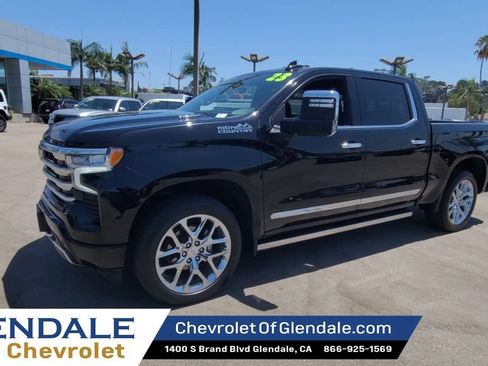 Certified 2023 Chevrolet Silverado 1500 High Country w/ High Country Premium Package AWD/4WD image 4