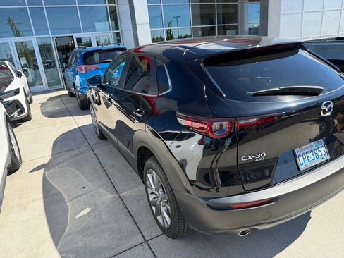 Used 2021 MAZDA CX-30 AWD 2.5 S w/ Select Package image 4