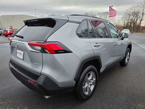 Used 2025 Toyota RAV4 XLE image 7