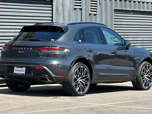 Used 2026 Porsche Macan AWD/4WD image 8