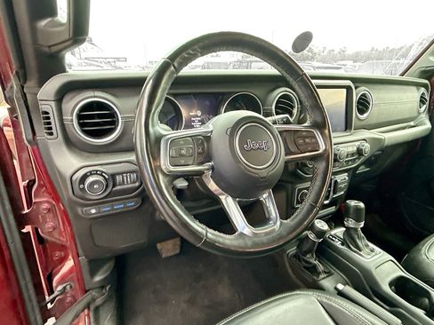Used 2021 Jeep Wrangler Unlimited Sahara w/ Cold Weather Group AWD/4WD image 12