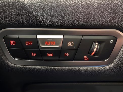 Used 2020 BMW X7 xDrive40i w/ Premium Package image 24