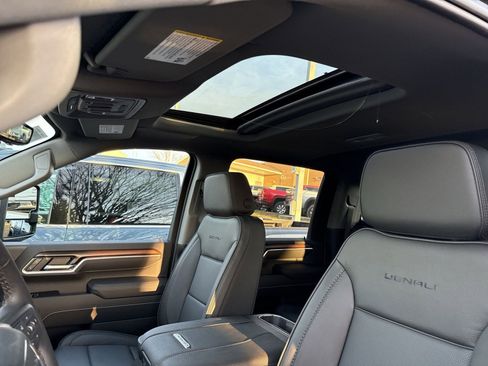 New 2026 GMC Sierra 2500 Denali w/ Technology Package image 17