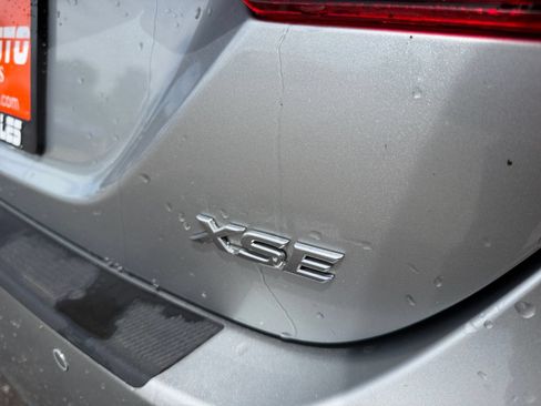 Used 2018 Toyota Camry XSE FWD image 26