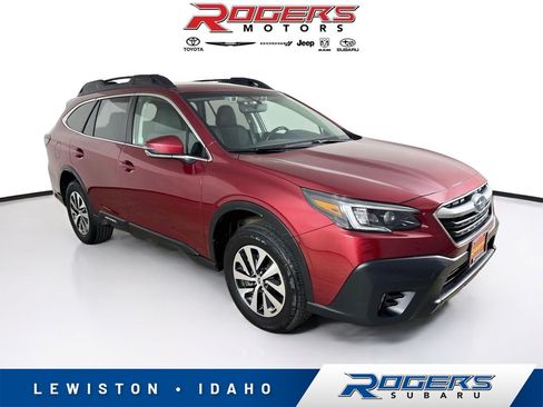 Used 2022 Subaru Outback Premium AWD/4WD image 1