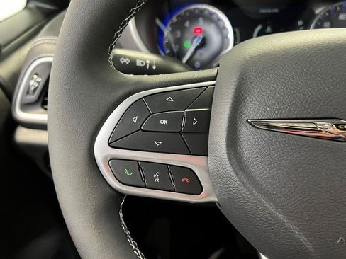 New 2026 Chrysler Pacifica Select image 39