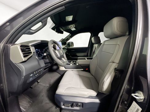 New 2026 Toyota Tundra Limited AWD/4WD image 14