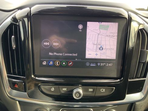 Used 2021 Chevrolet Traverse RS image 26