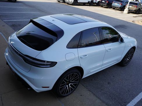 Used 2024 Porsche Macan S AWD/4WD image 14