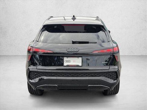 New 2026 Audi Q3 quattro 2.0T AWD/4WD image 6