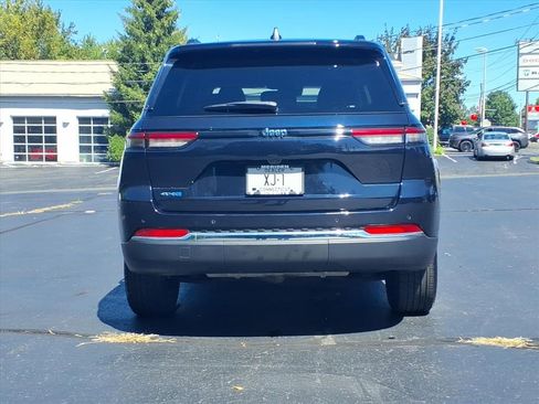 Used 2024 Jeep Grand Cherokee Limited 4xe image 6