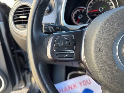 Used 2015 Volkswagen Beetle TDI image 29