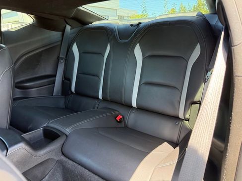 Used 2020 Chevrolet Camaro LT w/ Technology Package RWD image 15