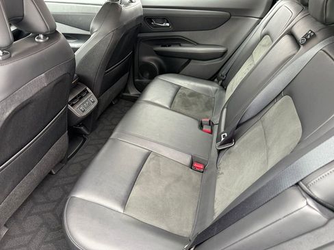 Used 2024 Nissan Ariya AWD image 13