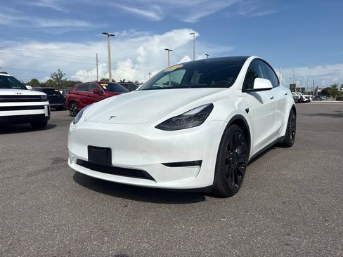 Used 2022 Tesla Model Y Performance AWD/4WD image 7