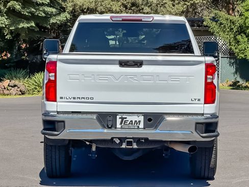 Used 2024 Chevrolet Silverado 2500 LTZ AWD/4WD image 5