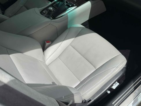 Used 2013 Lexus LS 460 L w/ All-Weather Pkg RWD image 59